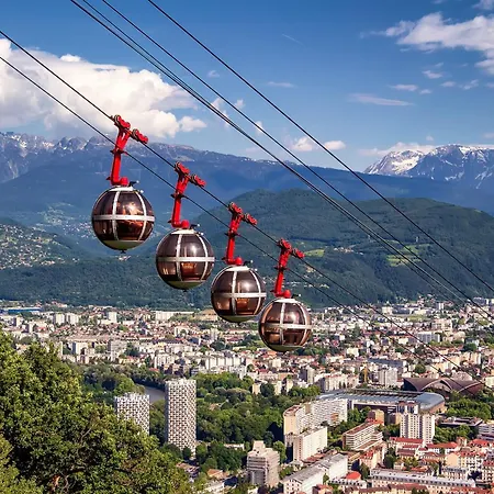 דירה La Foret, Parking, Jardin, Proche De La Gare *
