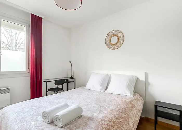 דירה La Foret, Parking, Jardin, Proche De La Gare *