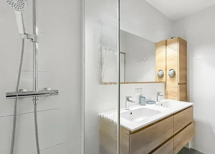 La Foret, Parking, Jardin, Proche De La Gare דירה גרנובל